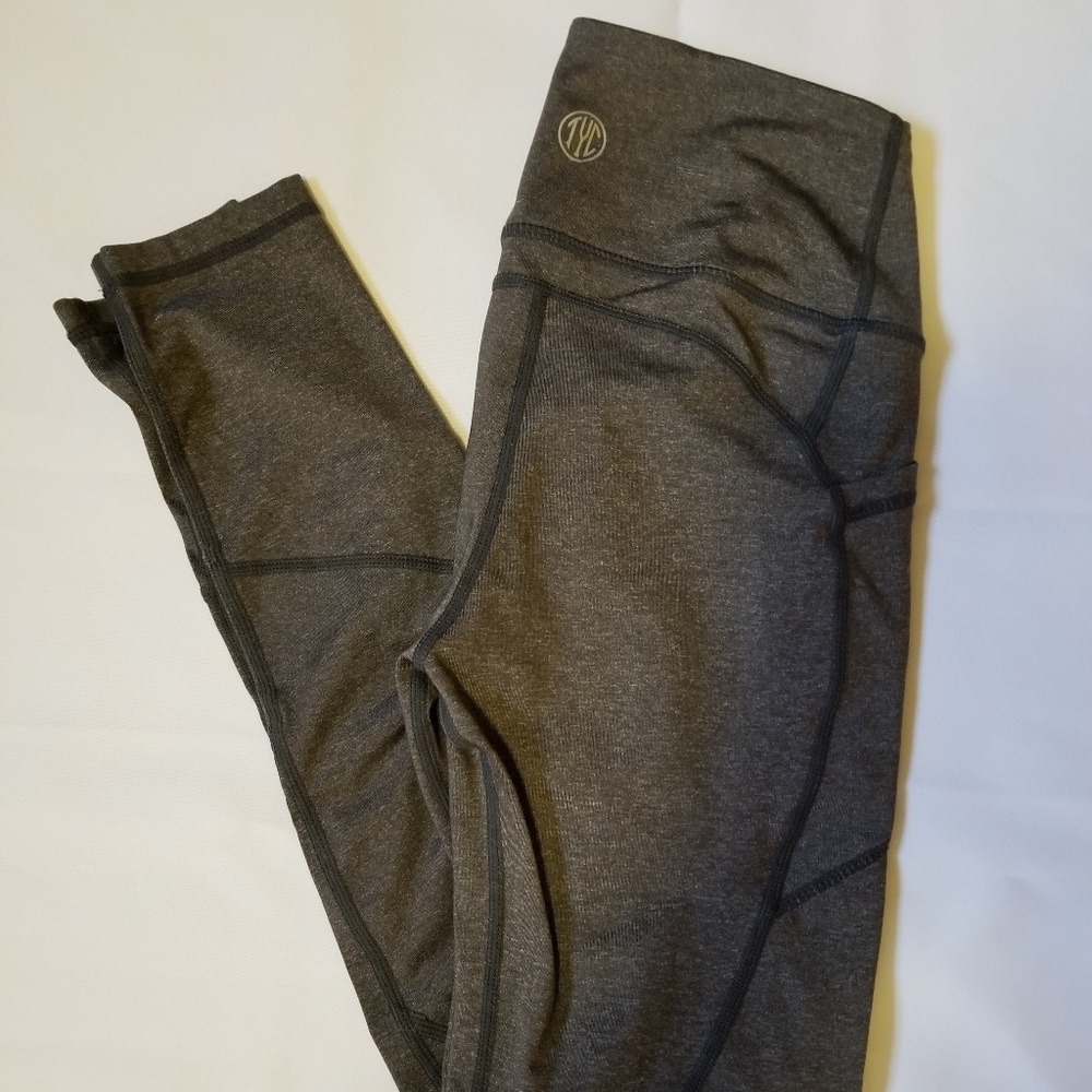 TYC heart booty leggings
